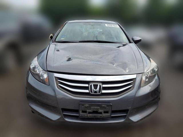 Photo 4 VIN: 1HGCP2F4XCA162670 - HONDA ACCORD 