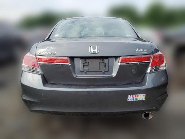 Photo 5 VIN: 1HGCP2F4XCA162670 - HONDA ACCORD 