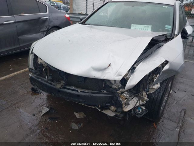 Photo 5 VIN: 1HGCP2F4XCA173135 - HONDA ACCORD 