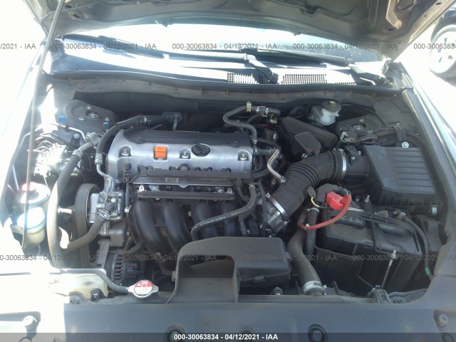 Photo 9 VIN: 1HGCP2F4XCA186497 - HONDA ACCORD SDN 