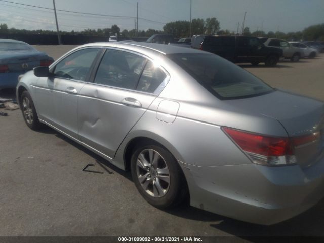 Photo 2 VIN: 1HGCP2F4XCA230627 - HONDA ACCORD SDN 