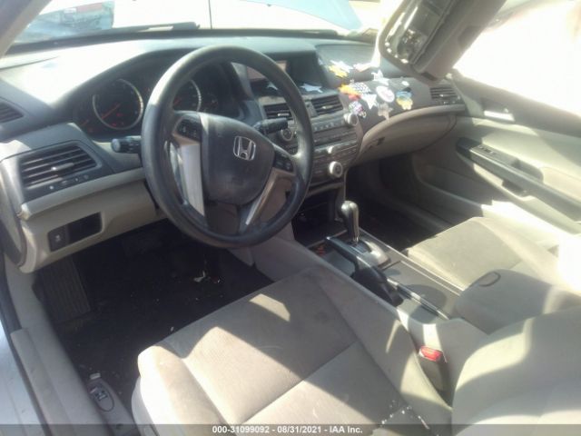 Photo 4 VIN: 1HGCP2F4XCA230627 - HONDA ACCORD SDN 