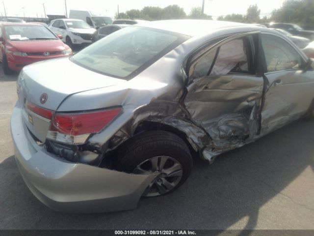 Photo 5 VIN: 1HGCP2F4XCA230627 - HONDA ACCORD SDN 