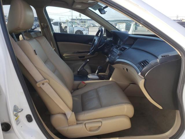 Photo 4 VIN: 1HGCP2F60BA035300 - HONDA ACCORD SE 