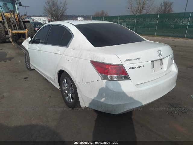 Photo 2 VIN: 1HGCP2F60BA155419 - HONDA ACCORD SDN 