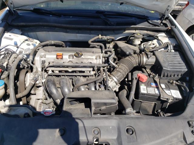 Photo 6 VIN: 1HGCP2F60CA023763 - HONDA ACCORD SE 