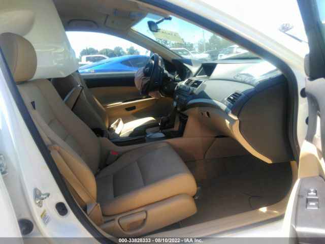 Photo 4 VIN: 1HGCP2F60CA034262 - HONDA ACCORD SDN 