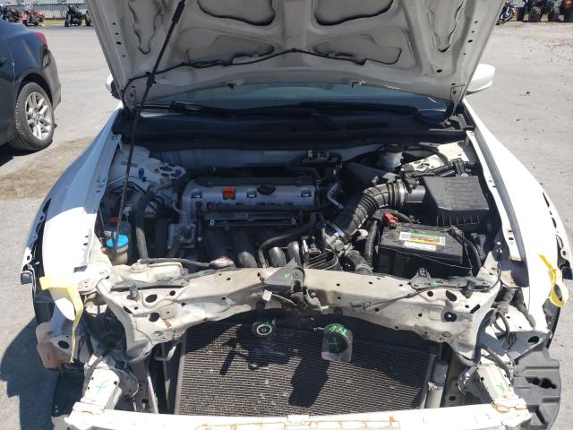 Photo 6 VIN: 1HGCP2F60CA042832 - HONDA ACCORD SE 