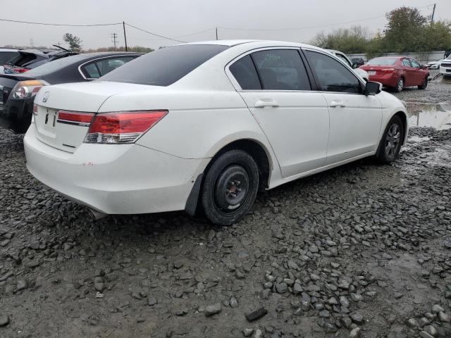 Photo 3 VIN: 1HGCP2F60CA052969 - HONDA ACCORD SE 