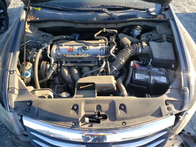 Photo 6 VIN: 1HGCP2F60CA067696 - HONDA ACCORD SE 