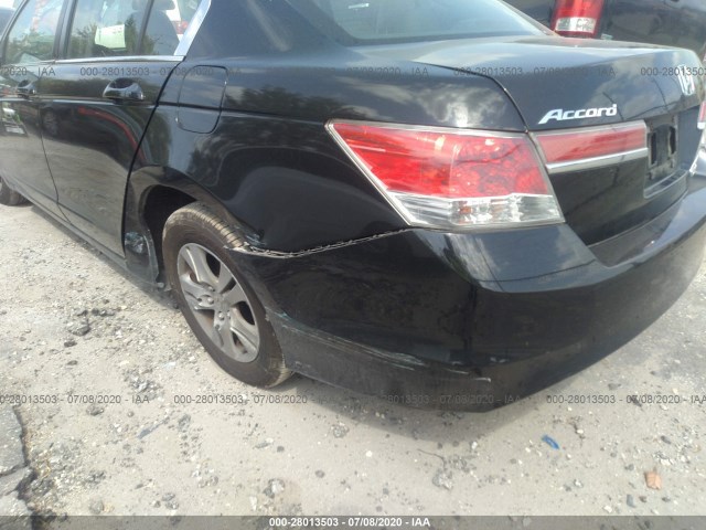 Photo 5 VIN: 1HGCP2F60CA097409 - HONDA ACCORD SDN 