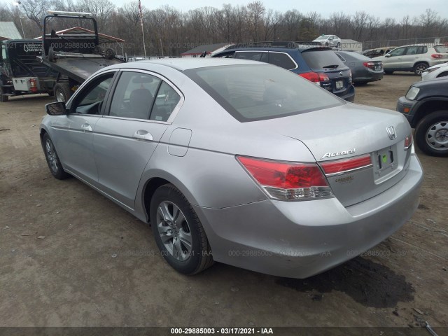 Photo 2 VIN: 1HGCP2F60CA113821 - HONDA ACCORD SDN 