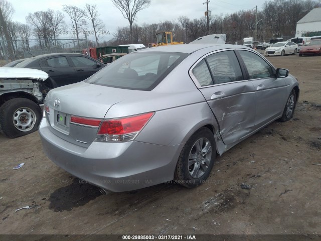 Photo 3 VIN: 1HGCP2F60CA113821 - HONDA ACCORD SDN 