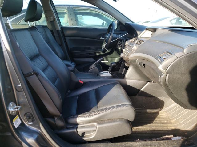 Photo 4 VIN: 1HGCP2F60CA128206 - HONDA ACCORD SE 