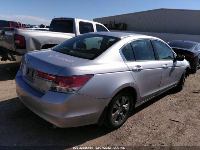 Photo 3 VIN: 1HGCP2F60CA138573 - HONDA ACCORD SDN 