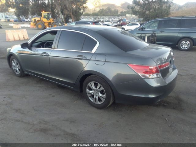 Photo 2 VIN: 1HGCP2F60CA140467 - HONDA ACCORD SDN 