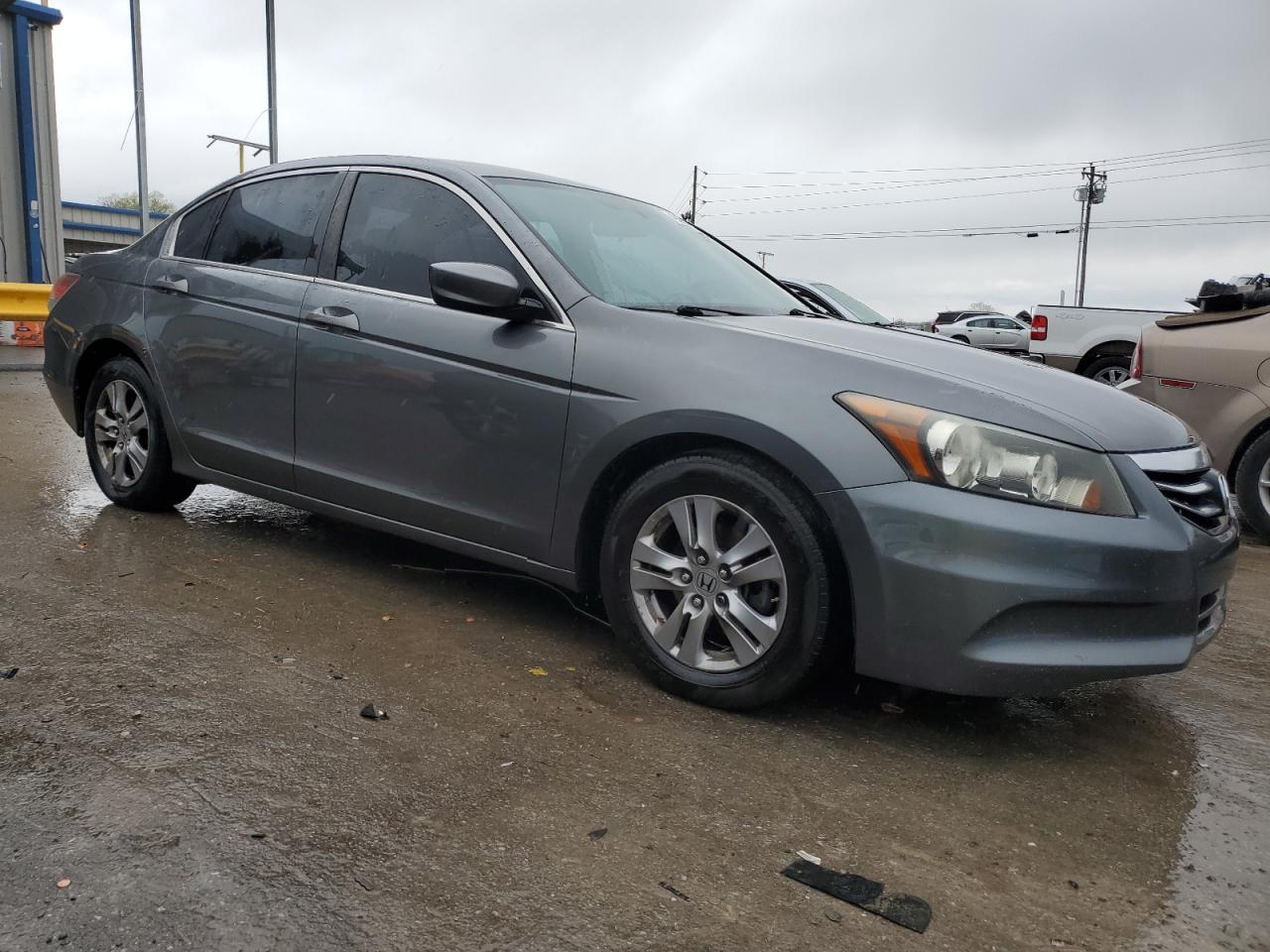 Photo 3 VIN: 1HGCP2F60CA175090 - HONDA ACCORD 