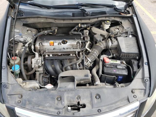 Photo 6 VIN: 1HGCP2F60CA185313 - HONDA ACCORD SE 