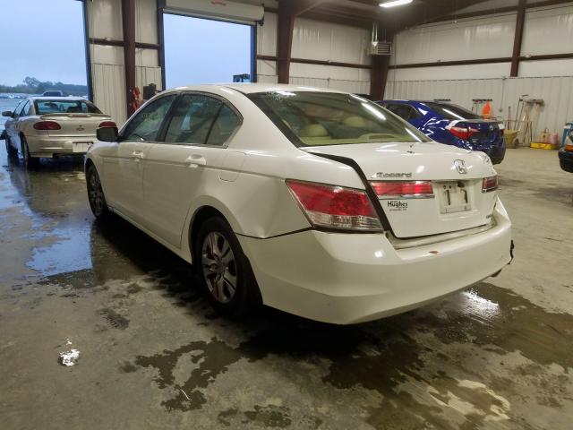 Photo 2 VIN: 1HGCP2F60CA236776 - HONDA ACCORD SE 