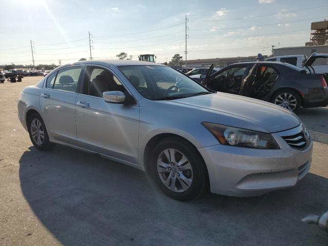 Photo 3 VIN: 1HGCP2F60CA237572 - HONDA ACCORD 