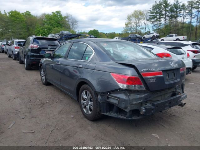 Photo 2 VIN: 1HGCP2F61BA051148 - HONDA ACCORD 