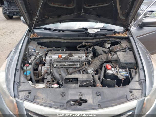 Photo 9 VIN: 1HGCP2F61BA051148 - HONDA ACCORD 