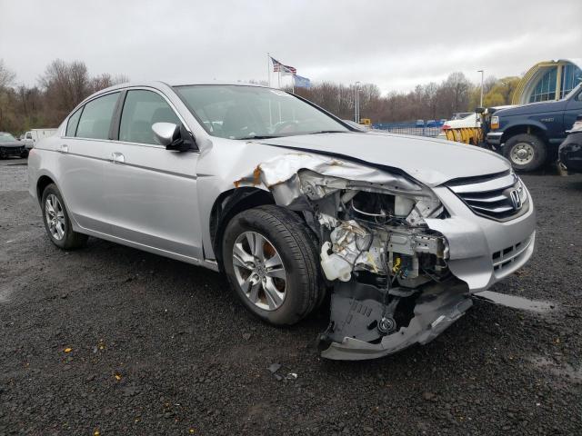 Photo 3 VIN: 1HGCP2F61BA081024 - HONDA ACCORD 