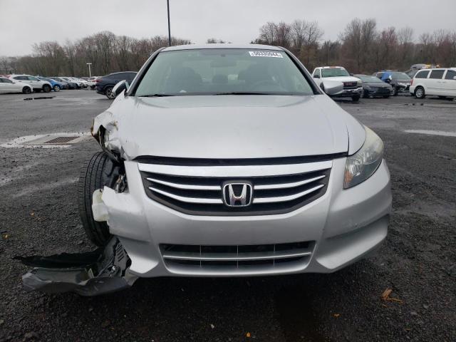 Photo 4 VIN: 1HGCP2F61BA081024 - HONDA ACCORD 