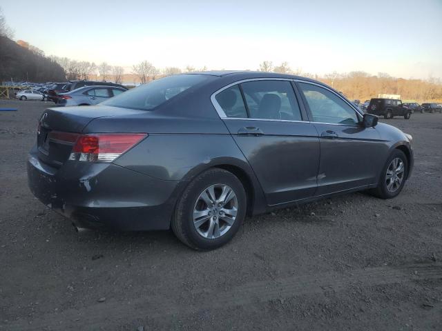 Photo 2 VIN: 1HGCP2F61BA117083 - HONDA ACCORD SE 