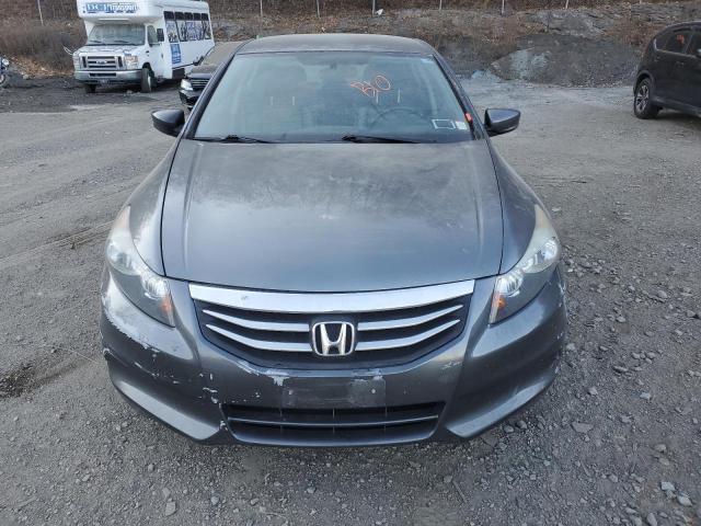 Photo 4 VIN: 1HGCP2F61BA117083 - HONDA ACCORD SE 