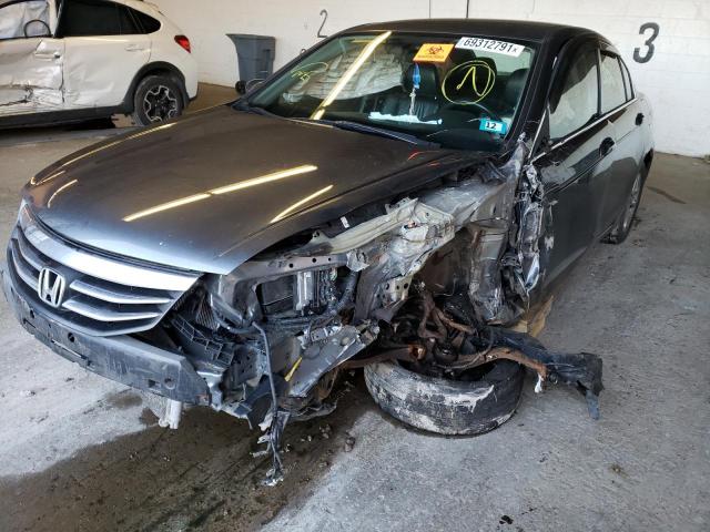 Photo 8 VIN: 1HGCP2F61BA135860 - HONDA ACCORD SE 