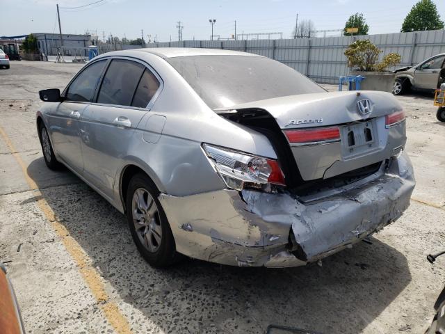 Photo 2 VIN: 1HGCP2F61BA150567 - HONDA ACCORD SE 