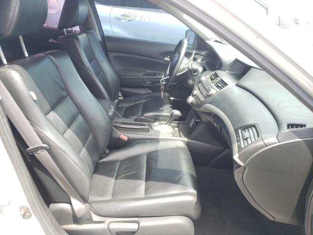 Photo 4 VIN: 1HGCP2F61BA150567 - HONDA ACCORD SE 