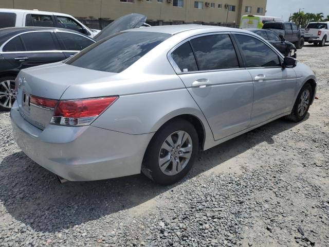 Photo 2 VIN: 1HGCP2F61BA157227 - HONDA ACCORD SE 