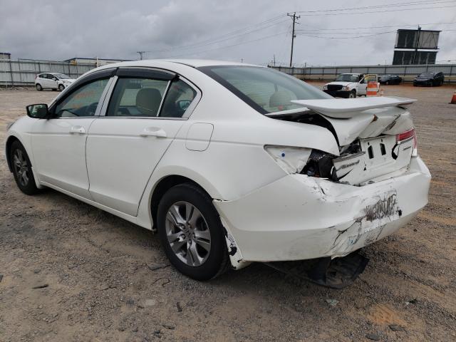 Photo 2 VIN: 1HGCP2F61BA157521 - HONDA ACCORD SE 