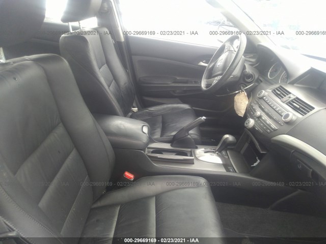 Photo 4 VIN: 1HGCP2F61CA005840 - HONDA ACCORD SDN 