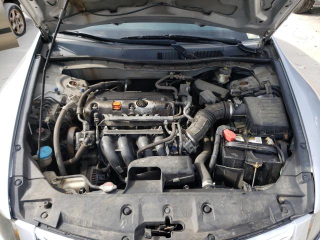 Photo 6 VIN: 1HGCP2F61CA008785 - HONDA ACCORD SE 