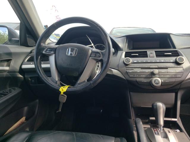 Photo 8 VIN: 1HGCP2F61CA008785 - HONDA ACCORD SE 