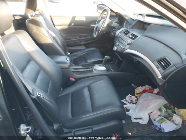 Photo 4 VIN: 1HGCP2F61CA010939 - HONDA ACCORD 