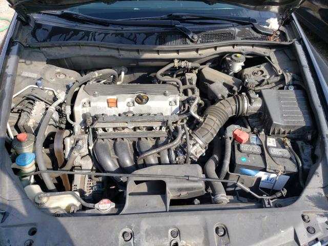 Photo 6 VIN: 1HGCP2F61CA033623 - HONDA ACCORD SE 