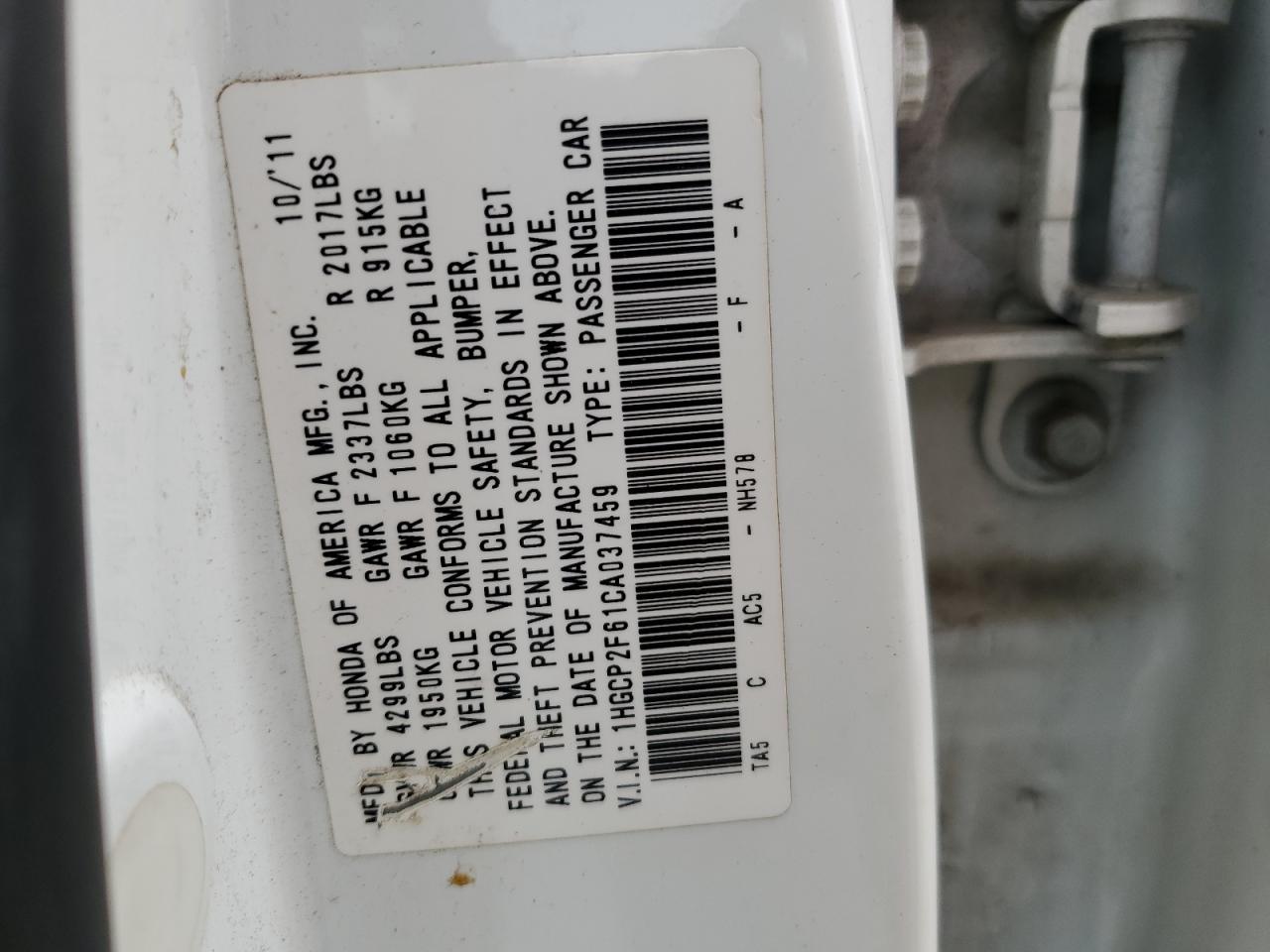 Photo 11 VIN: 1HGCP2F61CA037459 - HONDA ACCORD 