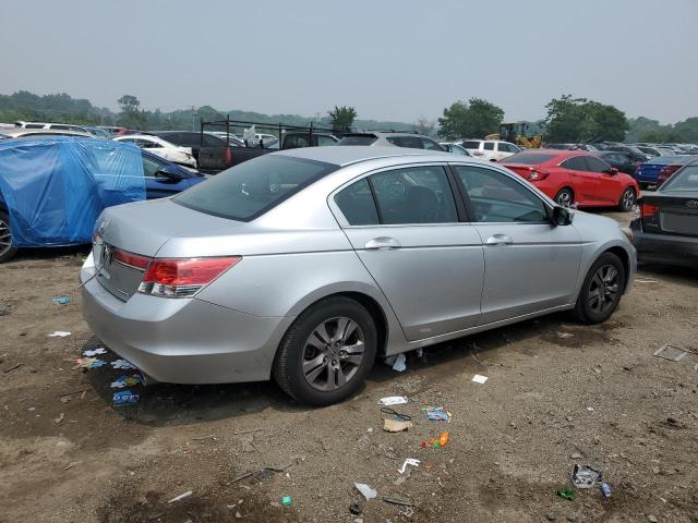 Photo 2 VIN: 1HGCP2F61CA045318 - HONDA ACCORD 