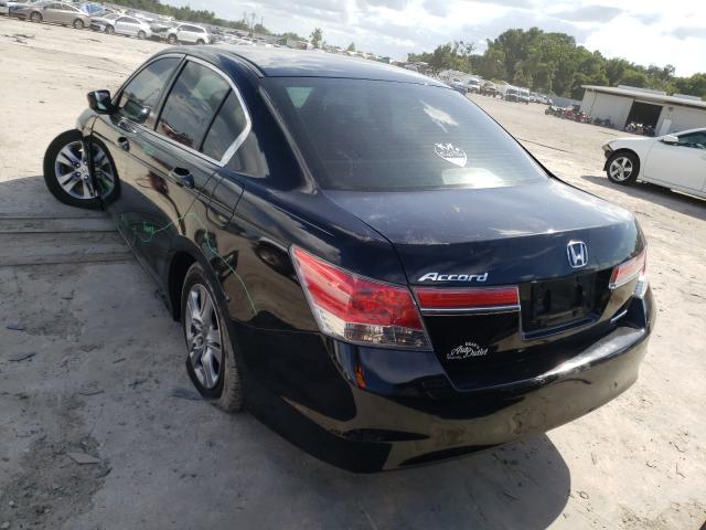 Photo 2 VIN: 1HGCP2F61CA045917 - HONDA ACCORD SE 