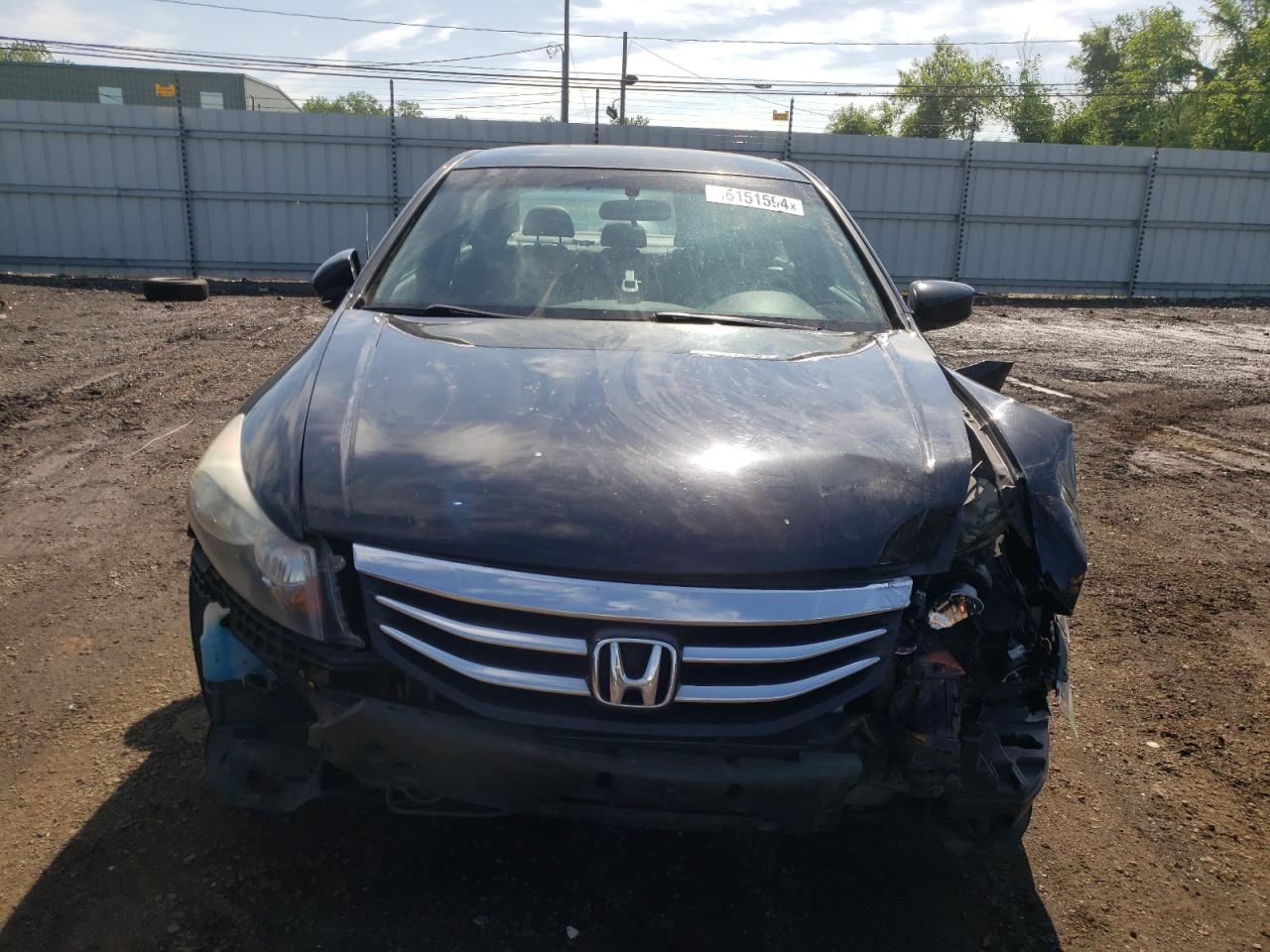 Photo 4 VIN: 1HGCP2F61CA053192 - HONDA ACCORD 