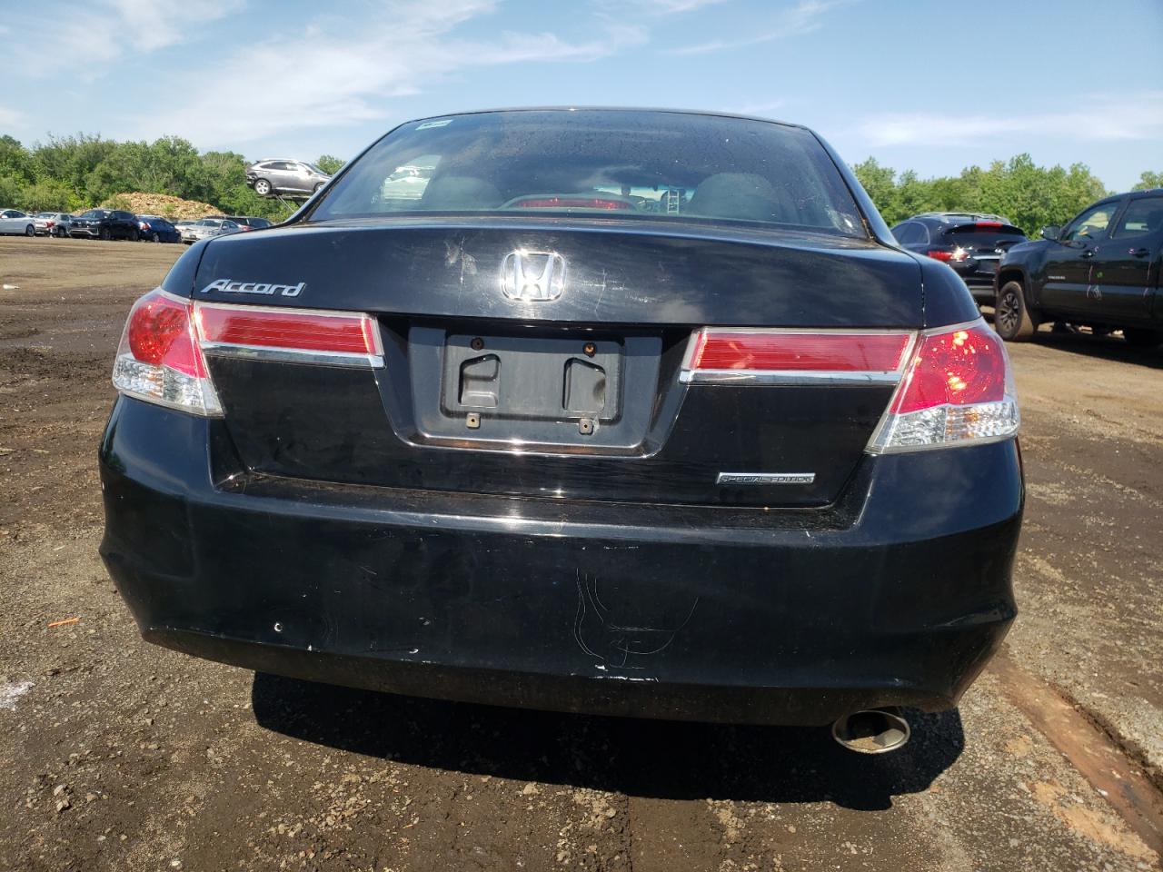 Photo 5 VIN: 1HGCP2F61CA053192 - HONDA ACCORD 