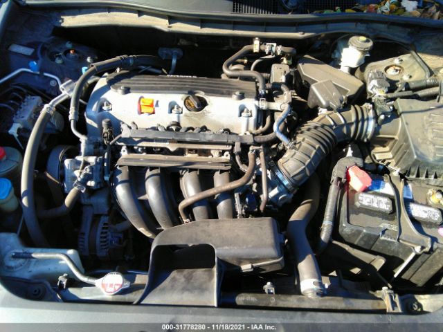 Photo 9 VIN: 1HGCP2F61CA067691 - HONDA ACCORD SDN 