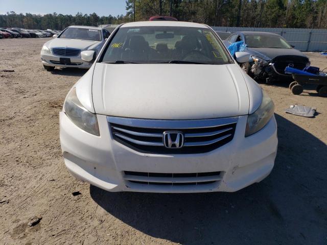 Photo 4 VIN: 1HGCP2F61CA071692 - HONDA ACCORD 