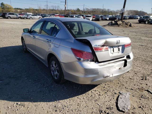 Photo 2 VIN: 1HGCP2F61CA079775 - HONDA ACCORD SE 