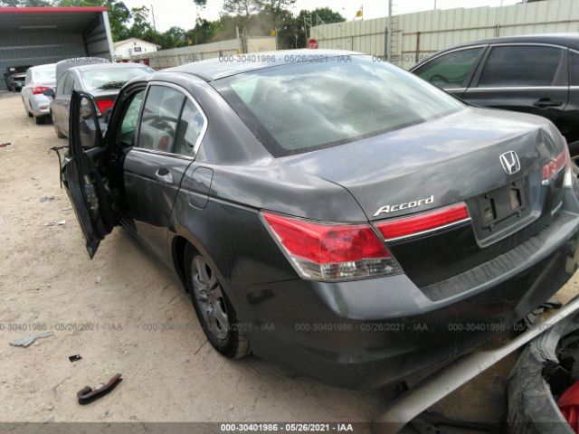 Photo 2 VIN: 1HGCP2F61CA106148 - HONDA ACCORD SDN 