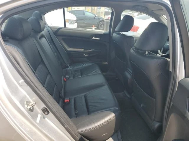 Photo 9 VIN: 1HGCP2F61CA107252 - HONDA ACCORD SE 